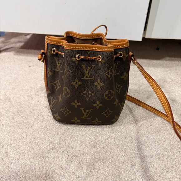 Authentic Louis Vuitton Nano Noe Crossbody - Picture 4 of 8